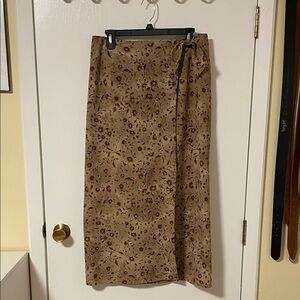 Laura Scott Brown Floral Maxi Skirt